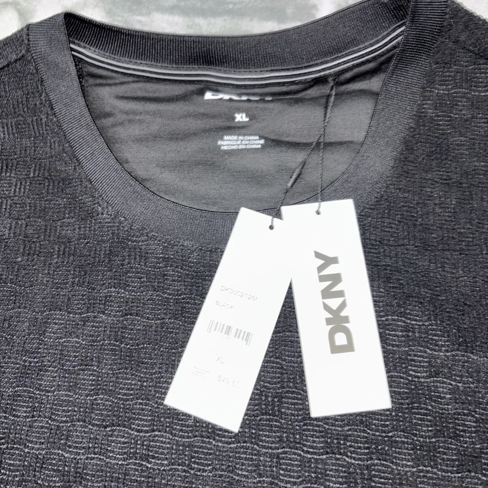 DKNY‎ Black Textured, Geometric Jacquard Knit Short Sleeve Shirt NWT XL